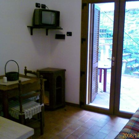 Casa Vacanze Del Pescatore Passignano sul Trasimeno Luaran gambar