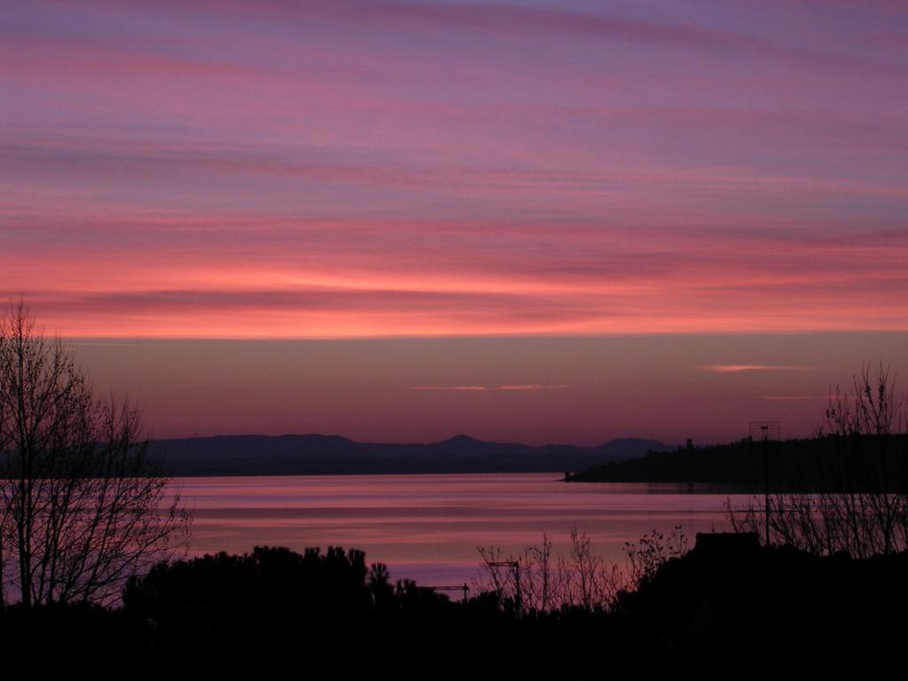 Casa Vacanze Del Pescatore Passignano sul Trasimeno Luaran gambar